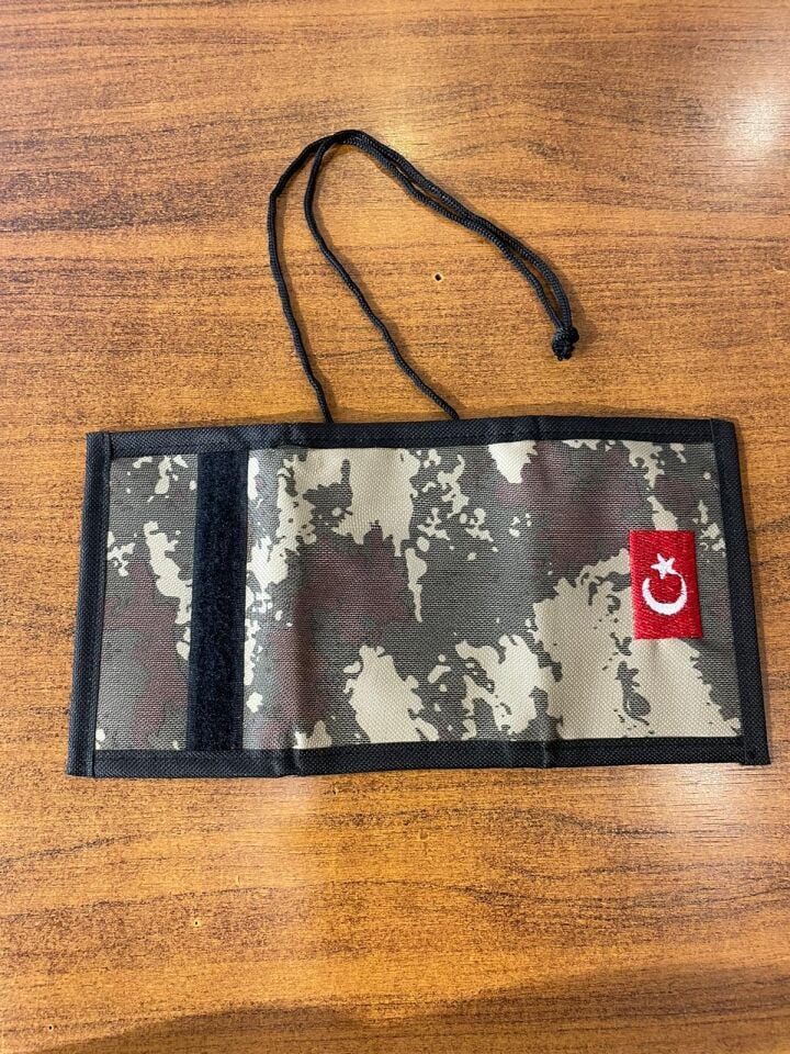 Forzacase 4 Göz Iç Fermuarlı Cırt Kapamalı Boyun Asmalı Asker Cüzdanı Türkiye Bayrak Desen - FC616